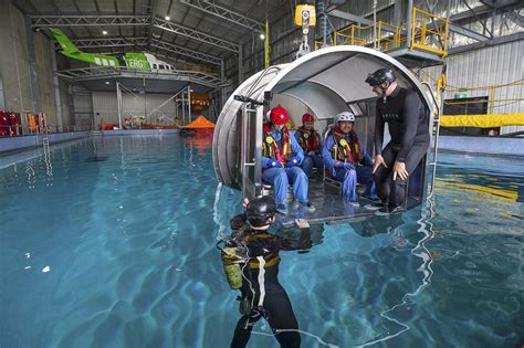 helicopter lessons perth|Home .